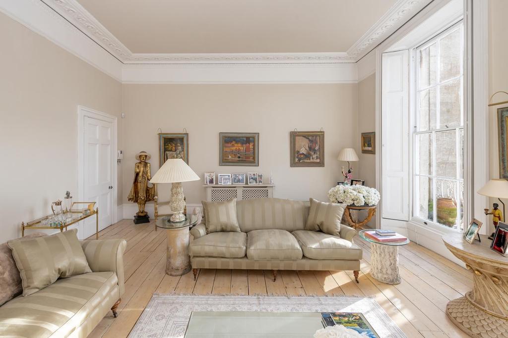 Sitting Room Rear