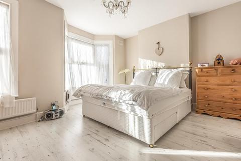 104 Longhurst Road, London, SE13 5LX