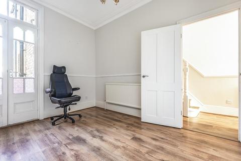 104 Longhurst Road, London, SE13 5LX
