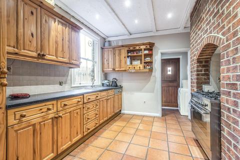 104 Longhurst Road, London, SE13 5LX