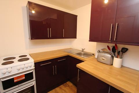 2 bedroom flat to rent, Caledonian Place, Dalry, Edinburgh, EH11