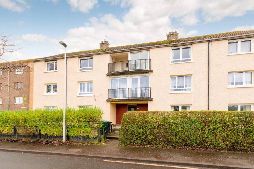755/5 Ferry Road, Edinburgh, EH4 2UB 2 bed flat £120,000