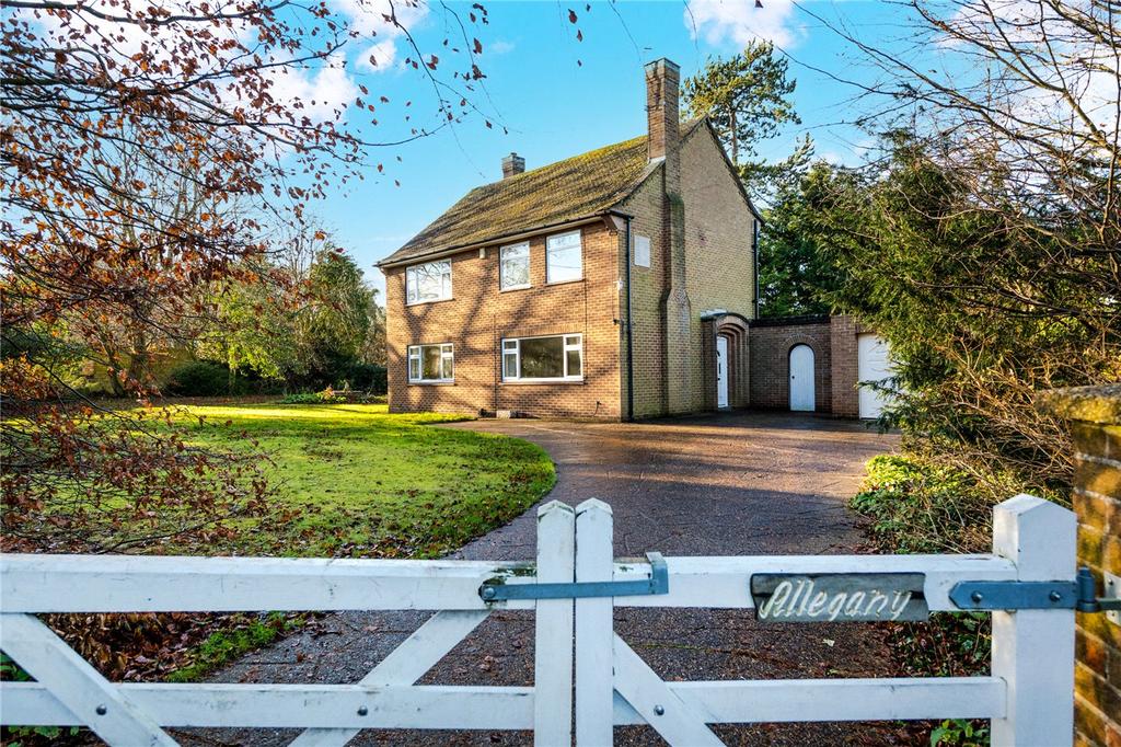Sibthorp Gardens, Canwick, Lincoln, Lincolnshire, LN4 4 bed detached house £340,000