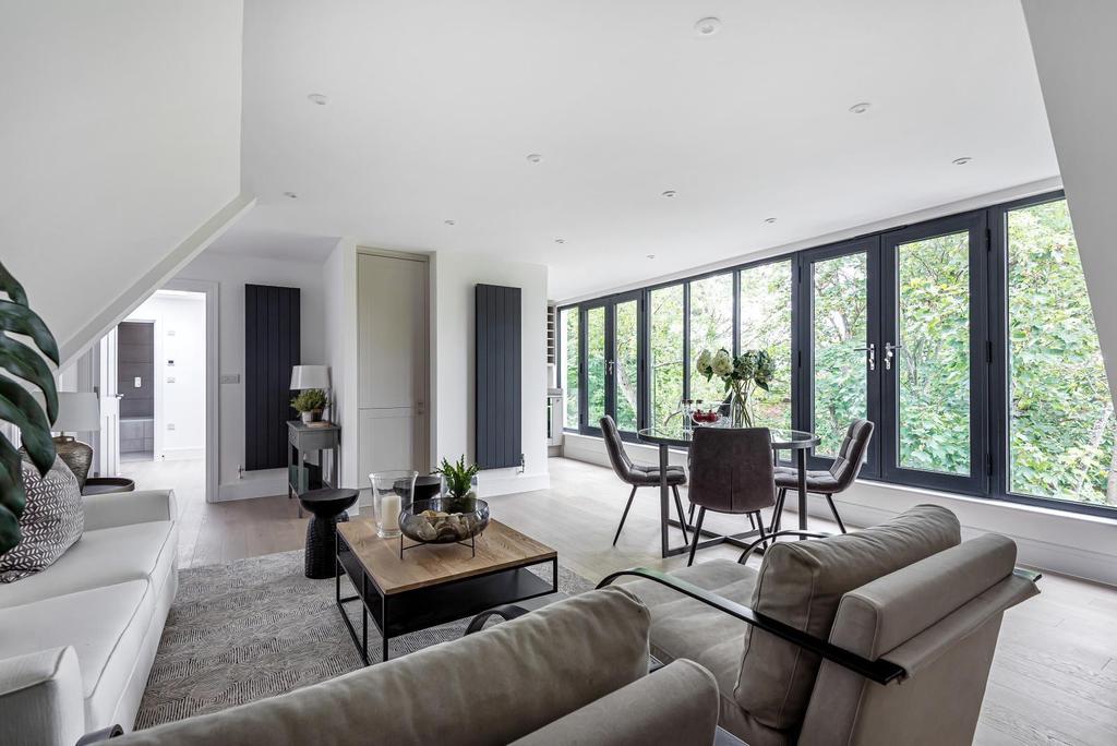 Lounge Area