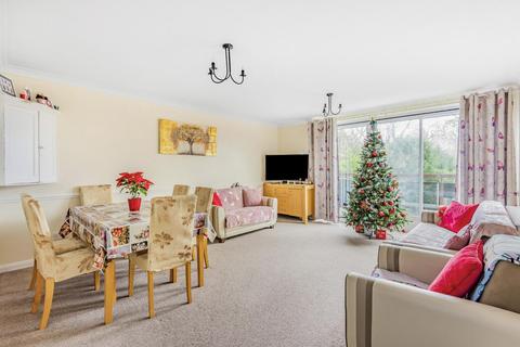 26 Shannon Way, Beckenham, BR3 1WG