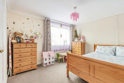 26 Shannon Way, Beckenham, BR3 1WG
