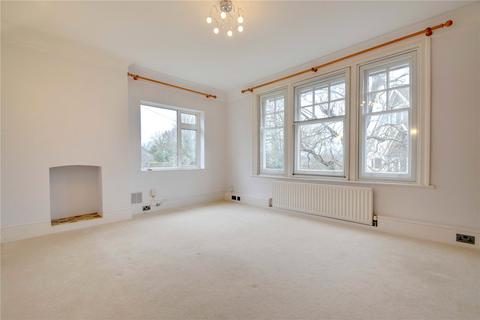 2 bedroom flat for sale - Heathmere, 15 The Avenue, Petersfield, Hampshire