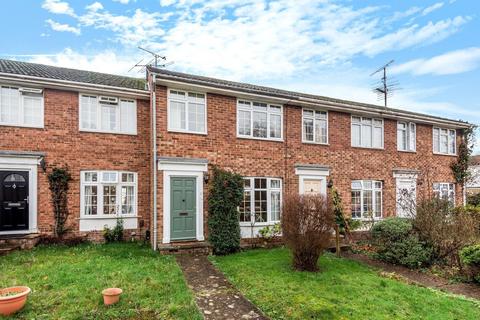 51 Oakfields, Guildford, GU3 3AS