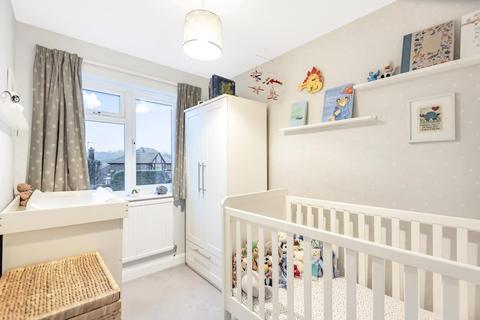 7 Curlew Gardens, Guildford, GU4 7DY