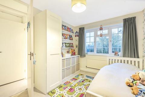 7 Curlew Gardens, Guildford, GU4 7DY