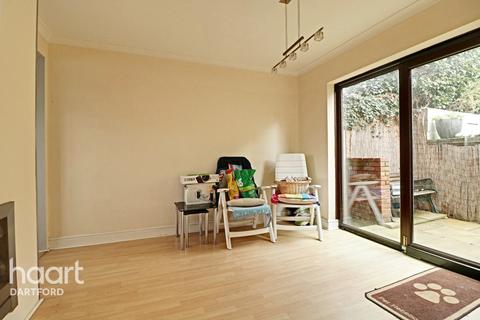 93 Beacon Drive, Bean, Dartford, DA2 8BW