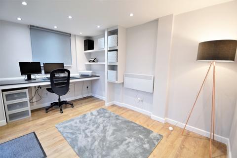 10 Hocombe Drive, Chandler's Ford, Eastleigh, SO53 5QE