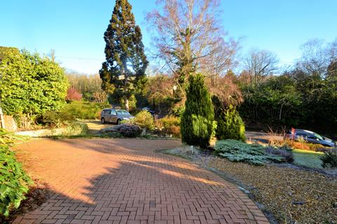 10 Hocombe Drive, Chandler's Ford, Eastleigh, SO53 5QE