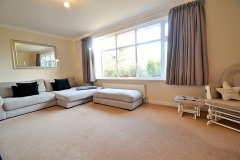 10 Hocombe Drive, Chandler's Ford, Eastleigh, SO53 5QE
