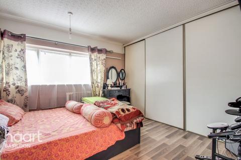 14 Brempsons, Basildon, SS14 2AZ