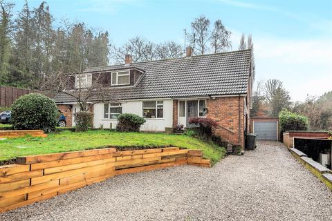 8 Burford Close, Marlow, SL7 3NF