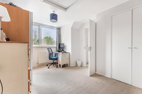 8 Burford Close, Marlow, SL7 3NF