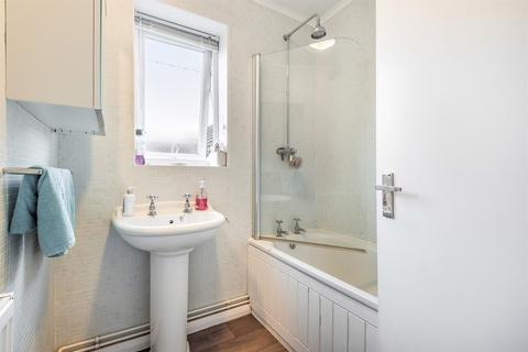 8 Burford Close, Marlow, SL7 3NF