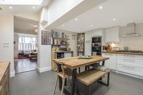 12 Torrens Road, London, SW2 5BS