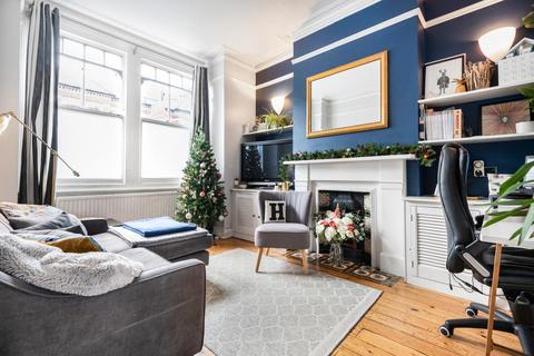 20 Mandalay Road, London, SW4 9EE