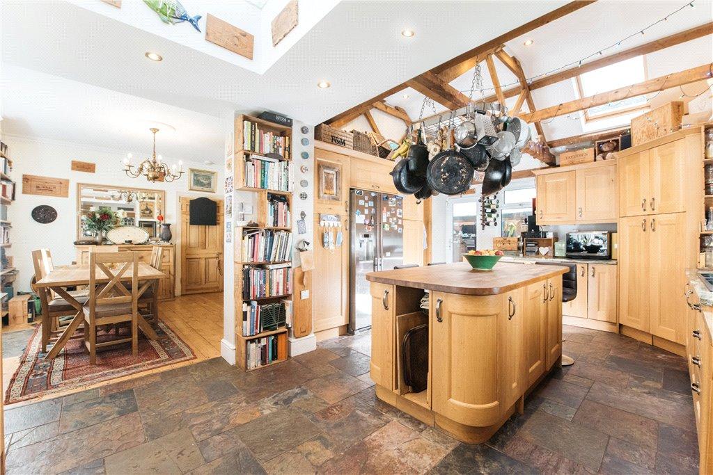 Kitchen/Breakfast Rm