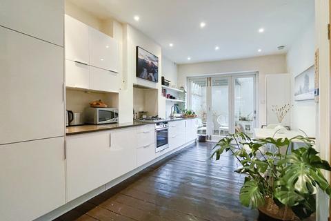 2 bedroom flat to rent, Hazel Court, 1a East Dulwich Road, Dulwich, SE22