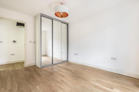 Flat 3, 1 Milles Square, London, SW9 8GA
