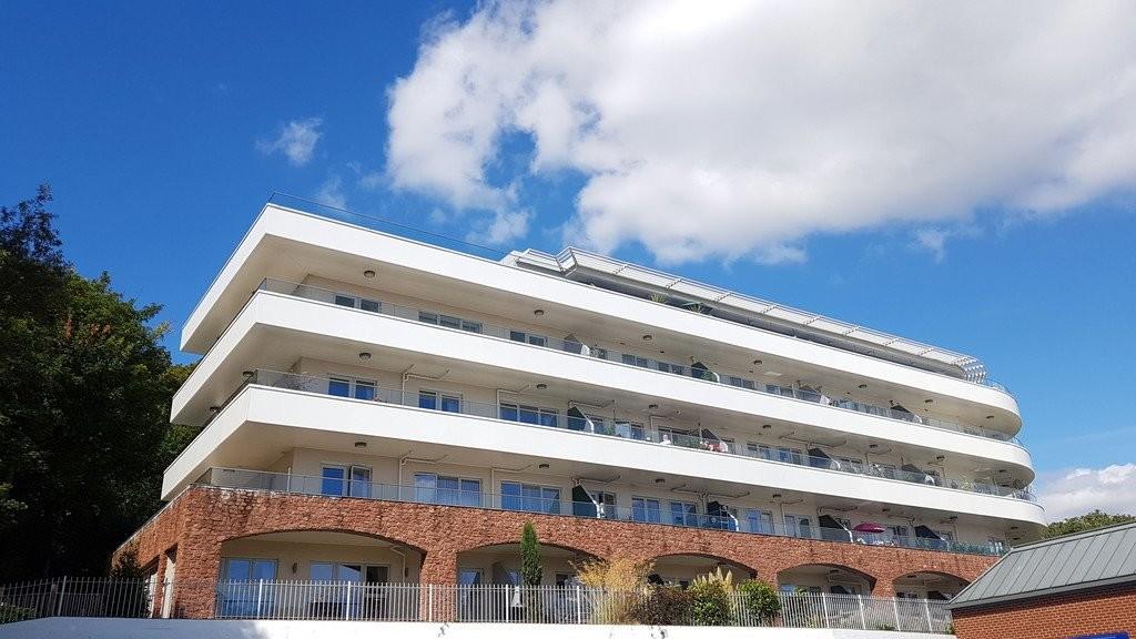 Singer Court Manor Crescent Paignton 1 bed apartment £273,000