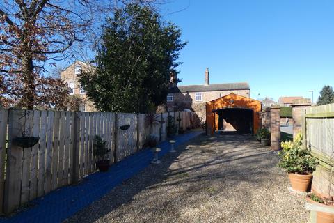 Manor Cottage, 32 Bedale Road, Aiskew, Bedale, DL8 1BN
