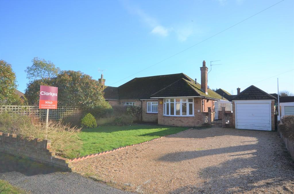 Woodgate Road, Woodgate, Chichester 2 bed semidetached bungalow £325,000
