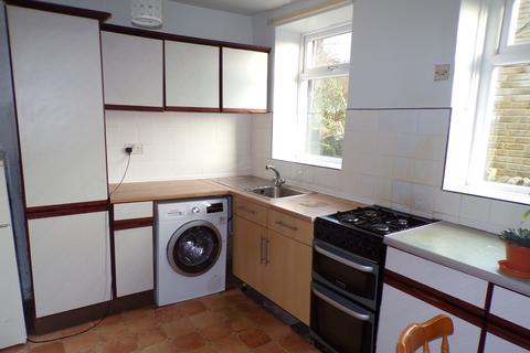 30 Back Field, Thornton, Bradford, BD13 3EX