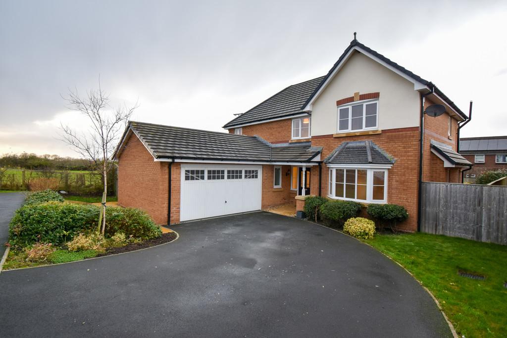Jubilee Gardens, Staining, FY3 4 bed detached house £375,000