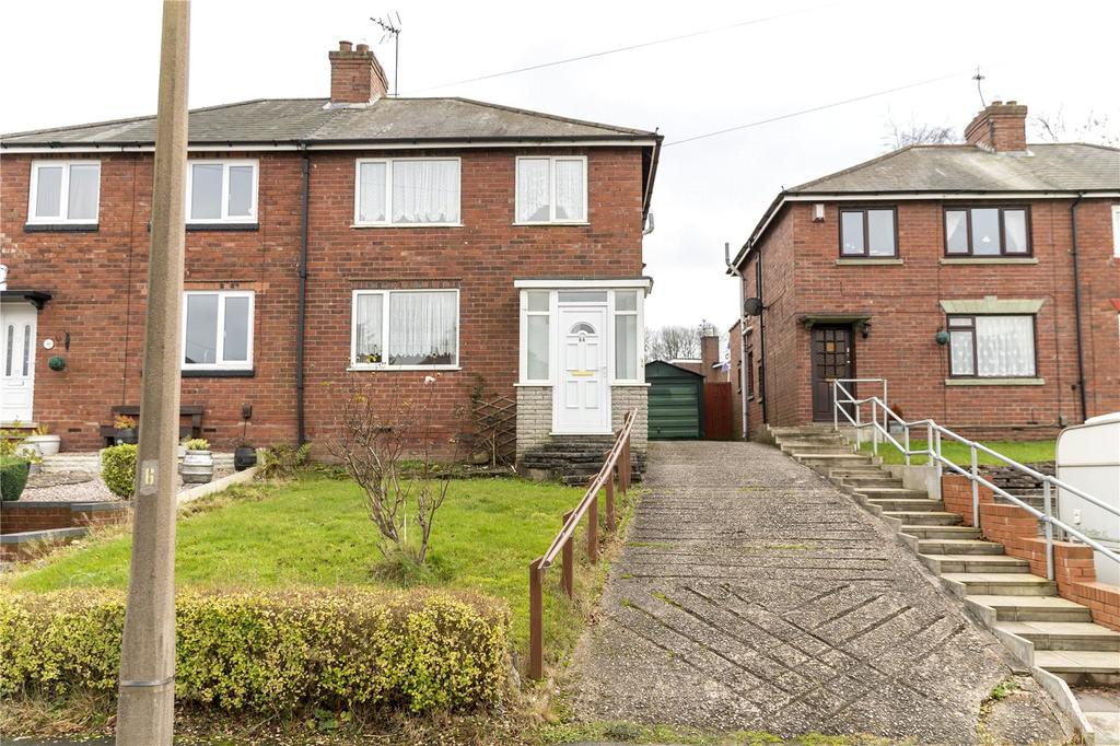 Moore Crescent, Oldbury, B68 3 bed semidetached house £160,000