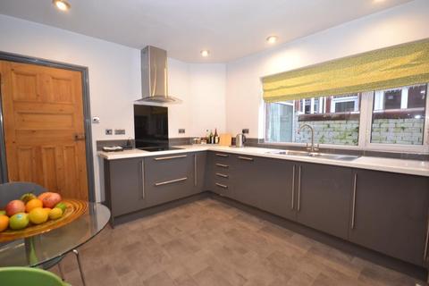 2 Allsprings Drive, Great Harwood, Blackburn, BB6 7RN