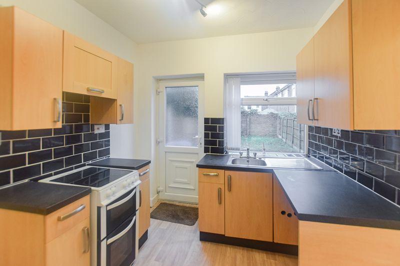 Mayfair Grove, Widnes 3 bed terraced house £600 pcm (£138 pw)