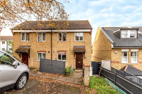 4 Donkey Alley, London, SE22 0NY