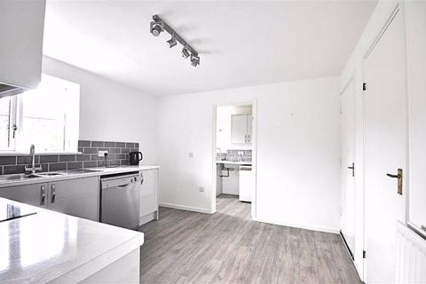 30 Broadfield Gardens, Great Meadow, Worcester, WR4 0DP