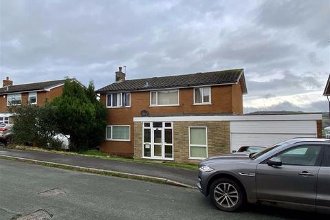 5 Chantry Close, Disley, Stockport, SK12 2DP