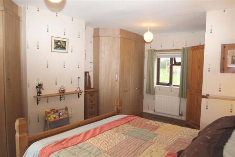 14 Bronwylfa, Llanymynech, SY22 6HD