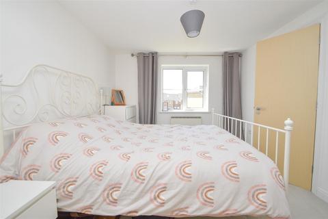 19 Eugene Way, Eastbourne, BN23 5BH