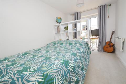 19 Eugene Way, Eastbourne, BN23 5BH