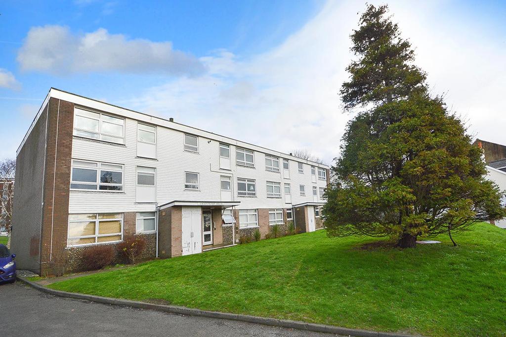 Ocklynge Road, Eastbourne 2 bed flat £180,000