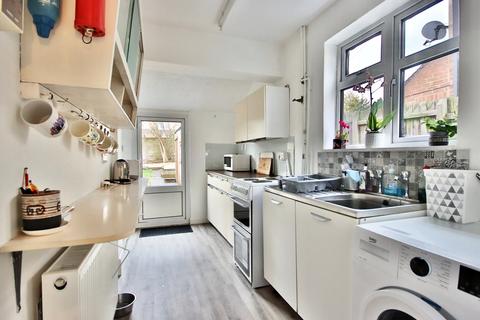 17 Colin Road, Worcester, WR3 7DE