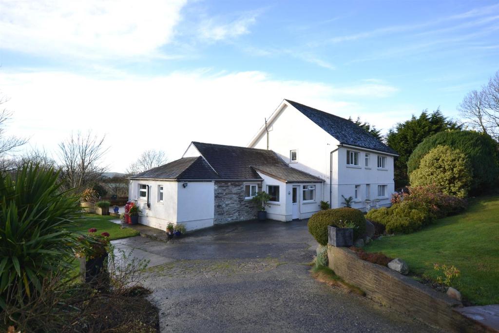Penparc, Cardigan 6 bed detached house £580,000