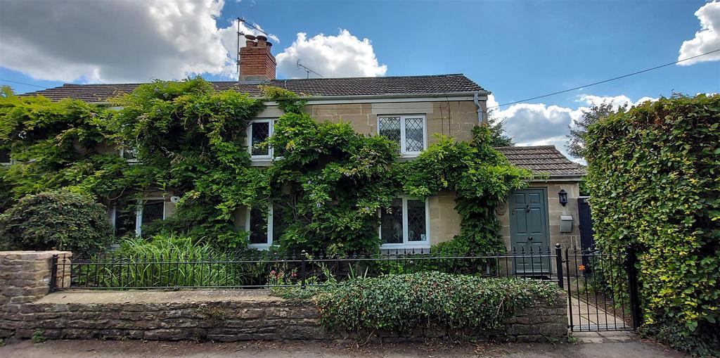 Snarlton Lane, Melksham 3 bed semidetached house £369,000