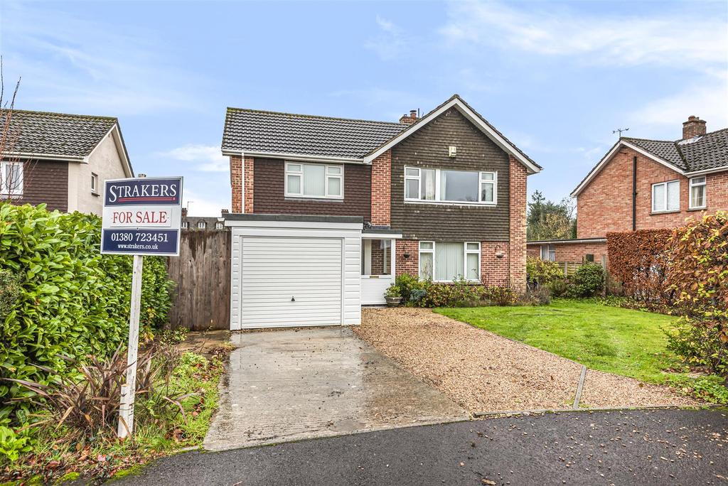 Broadleas Crescent, Devizes 4 bed detached house £450,000