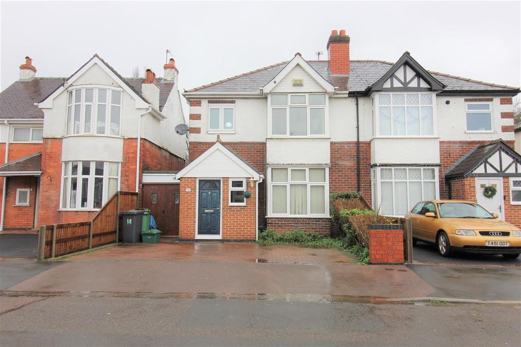 Southfield Road, Gloucester 3 bed semidetached house £250,000