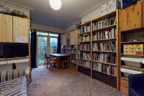 23 Beachborough Road, Folkestone, CT19 4AA