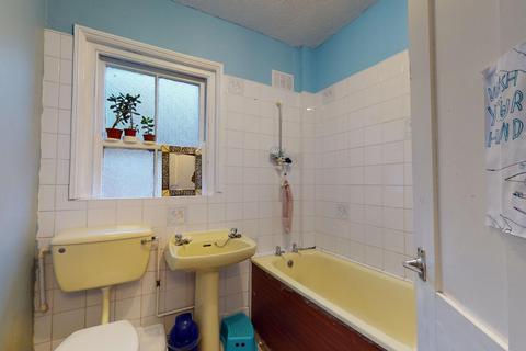 23 Beachborough Road, Folkestone, CT19 4AA