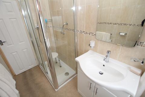 132 Norman Lane, Bradford, BD2 2JU